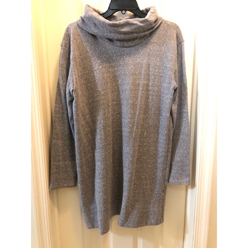 🛍 Forever 21 Sweater Dress